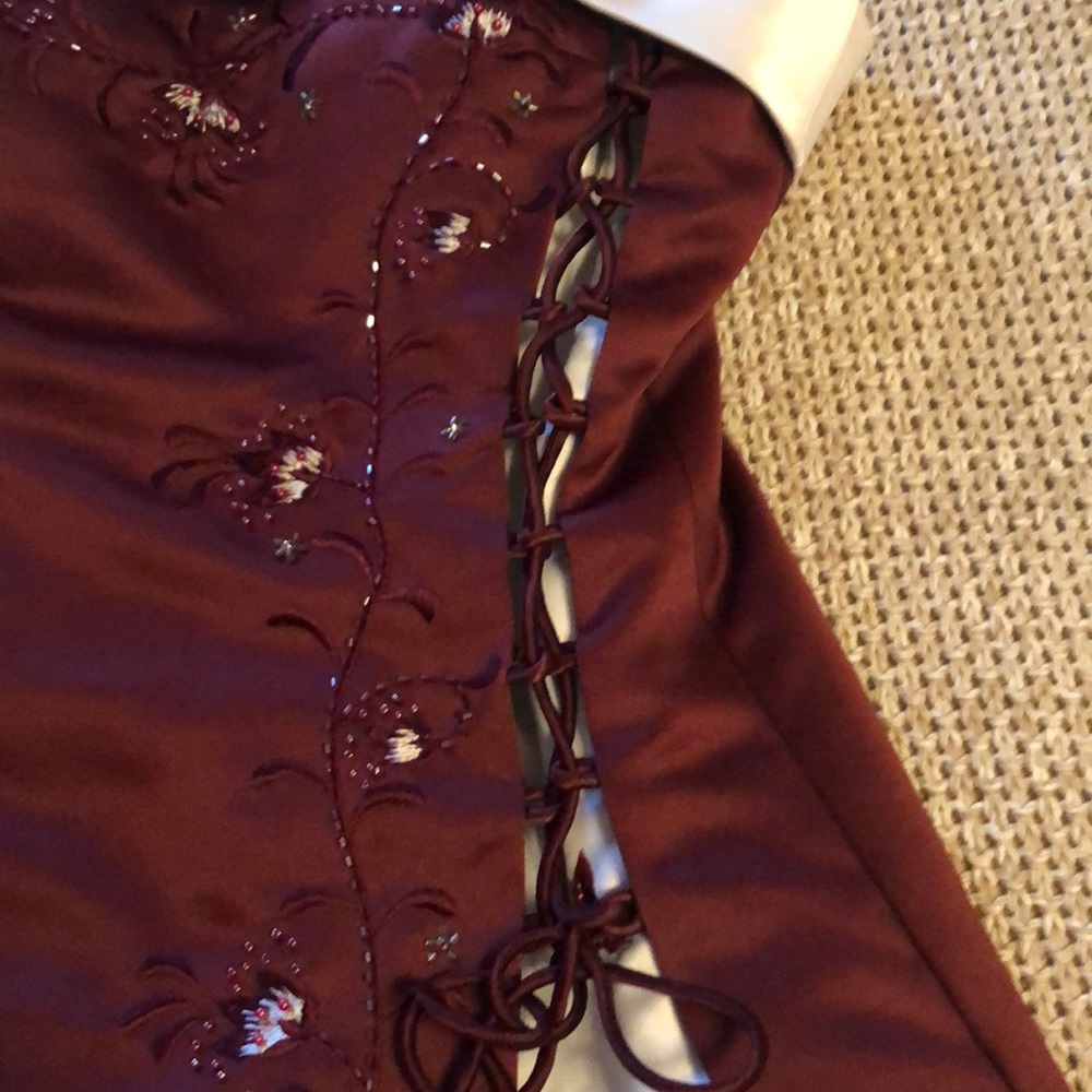 Prom/Formal dress - Picture 3 of 10
